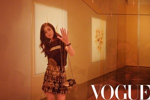 EVENTS_CHANEL_FRAG_BEIJING_AUG17_LIU9.jpg