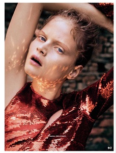 ElleMexico_Agosto2017_NathaliaOliveira_phFabioLeidi_06.jpg