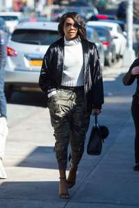 Gabrielle-Union-out-in-New-York--01.jpg