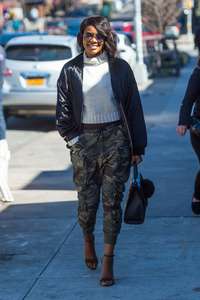 Gabrielle-Union-out-in-New-York--03.jpg