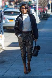 Gabrielle-Union-out-in-New-York--18.jpg