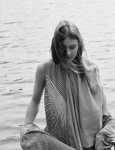 Glamour-Paris-August-2017-Vera-Van-Erp-by-Frida-Marklund-3.thumb.jpg.cb8d08a393be19f9534718785318419f.jpg