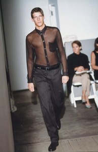 HELMUT-LANG-SPRING-2000-RTW-25.thumb.JPG.16f9b867d4a138ab36627a2ad1a054f9.JPG