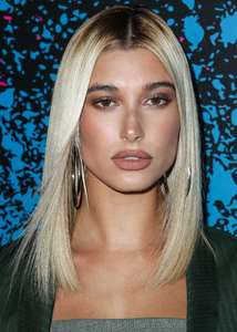 Hailey-Baldwin--Carpool-Karaoke--The-Series-Launch-Party--03.jpg
