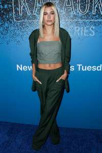 Hailey-Baldwin--Carpool-Karaoke--The-Series-Launch-Party--05.jpg