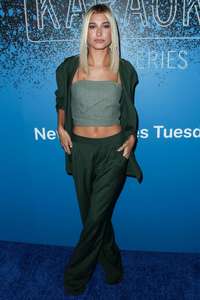 Hailey-Baldwin--Carpool-Karaoke--The-Series-Launch-Party--07.jpg