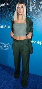 Hailey-Baldwin--Carpool-Karaoke--The-Series-Launch-Party--24.jpg