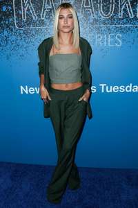 Hailey-Baldwin--Carpool-Karaoke--The-Series-Launch-Party--46.jpg