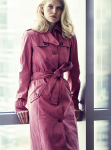 Harper_s_Bazaar_UK__September_2017-71.thumb.jpg.0251cab8d6ad651307b15a7098fa1e2d.jpg