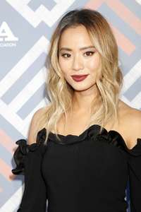 Jamie-Chung--2017-FOX-Summer-All-Star-party--06.jpg