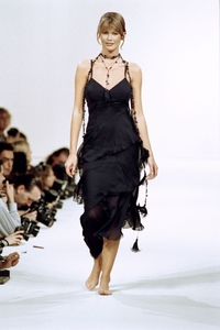 Jean-Louis-Scherrer-ss-1994-1.thumb.jpg.0222ddb79f4e2c2963e6c6df1c71867e.jpg