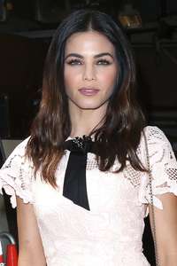 Jenna-Dewan-Tatum-at-Live-with-Kelly-and-Ryan--16.jpg