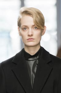 Jil_Sander_Fall_2017_Details_1kn5NVcitiVx.jpg