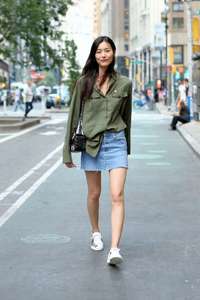 Liu-Wen--Arrives-at-2017-Victorias-Secret-Fashion-Show-Casting--01.jpg