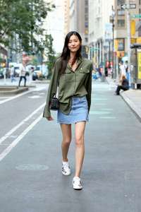 Liu-Wen--Arrives-at-2017-Victorias-Secret-Fashion-Show-Casting--04.jpg
