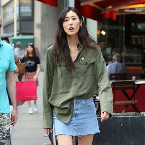Liu-Wen--Arrives-at-2017-Victorias-Secret-Fashion-Show-Casting--09.jpg
