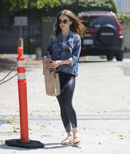 Llily-Collins-out-in-West-Hollywood--09.jpg