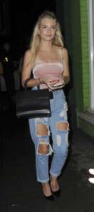 Lottie-Moss-in-Ripprd-Jeans--26.jpg