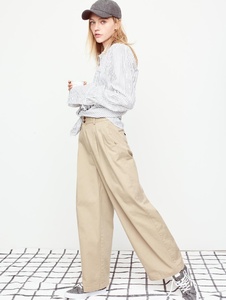 Madewell-Fall-2017-Essentials-Lookbook04.thumb.jpg.2f3a8d75118406eada1641e6b8f2823f.jpg