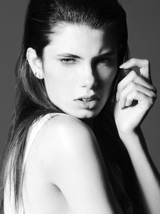 Neelia1.thumb.jpg.8f5d03e1bb5bcfaa2c38c194a6ebcaee.jpg
