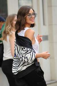 Olivia-Culpo--Leaving-a-photoshoot-for-DSW--18.jpg