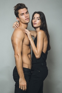 Rafaella-Consentino-por-Jeff-Segenreich-352.thumb.jpg.2dea91975097476a0c8aaf5185b0e330.jpg