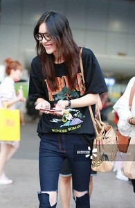 STYLE_PORT_BEIJING_MOSCHINO_FORD_AUG17_LIU19.jpg
