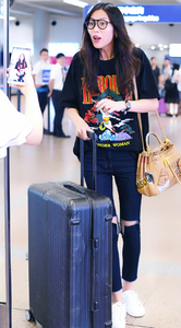 STYLE_PORT_BEIJING_MOSCHINO_FORD_AUG17_LIU3.jpg