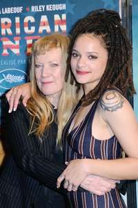 Sasha-Lane--American-Honey-Premiere-at-UGC-Cine-Cite-les-Halles--08.jpg