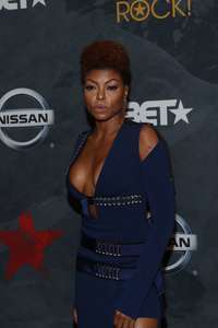 Taraji-P.-Henson--2017-Black-Girls-Rock--01.jpg