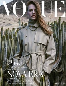 Toni-Garrn-Roos-Abels-for-Vogue-Portugal-September-2017-Covers-2-760x986.thumb.jpg.2f71e87259c399f6c93341708dde40d9.jpg
