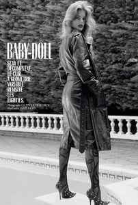 Vogue-Paris-September-2017-Myrthe-Bolt-by-Glen-Luchford-1.thumb.jpg.51057d83144cfc25e6d219340351f76b.jpg