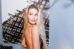 Yasmin-Brunet-0229.jpg
