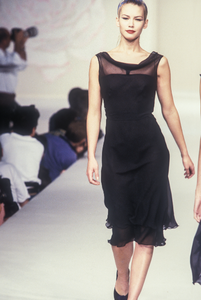 blumarine-ss-1997-1.thumb.png.2b8cecf6d1aac8075d2cd3b92ee1875a.png