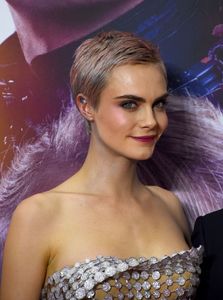 cara-delevingne-quotvalerian-and-the-city-of-a-thousand-planetsquot-mexico-city-premiere-8217-8.jpg