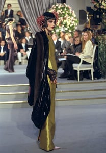 christian-dior-hc-ss-1997-6.thumb.jpg.05292122f4779b1bf4ca7d6ef7a1fb43.jpg