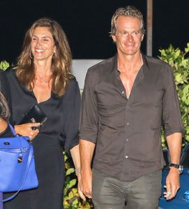 cindy-crawford-and-rande-gerber-at-nobu-in-malibu-08-19-2017-2.jpg