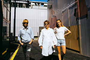 edie_acne_korea_sep15_4.thumb.jpg.a5ddf5f800c9b2d929c5cb443be732a3.jpg