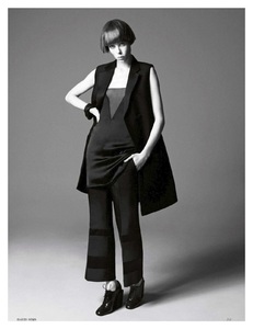 edie_british_vogue_apr13_visualoptimism_13.jpg