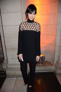 edie_david_bowie_20mar13_tatler.thumb.jpg.f8f42062e155171aadf296a7f45c7aea.jpg
