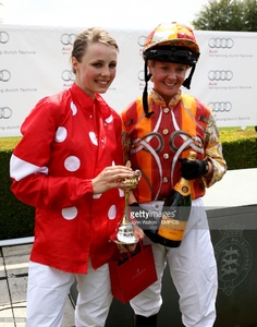 edie_goodwood_2011_gettyimages_5.thumb.jpg.cdbaadee91fd715e206234c2d0e29763.jpg