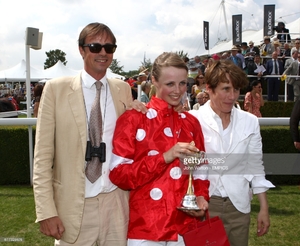 edie_goodwood_2011_gettyimages_8.thumb.jpg.98bde538586164af1cef97278b14d513.jpg