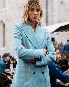 edie_hyeres_7may17_thelocals.thumb.jpg.165e052ee78893f8a6a037b06596cf88.jpg