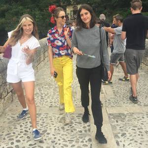 edie_juan_11aug17_jessicadraper.thumb.jpg.d9bf307d65d0c8709a3a0344a6e5453b.jpg
