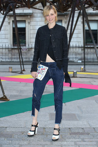 edie_royal_academy_3jun15_hollywood_17.jpg
