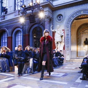 edie_sonia_rykiel_aw16_1.thumb.jpg.39ee7d37bbae121d5fd5f1aa207cfbbb.jpg