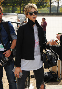 edie_valentino_ss15_hollywood_1.jpg