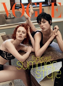edie_vogue_italia_may13_thecreativeshoot.jpg