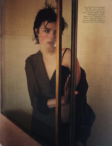edie_vogue_italia_may13_visualoptimism_4.png