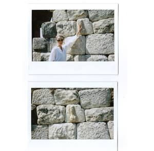 ediebcampbell_holiday_romance_11aug17.thumb.jpg.8cd246996f44d54ce5a4810b3296e510.jpg